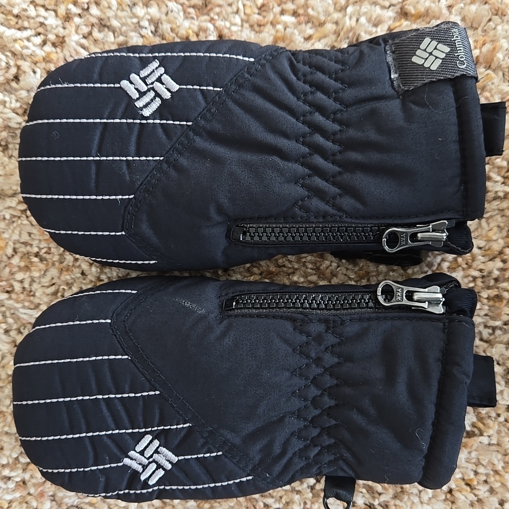 Columbia Black Quilted Baby Mittens for Winter, Like New